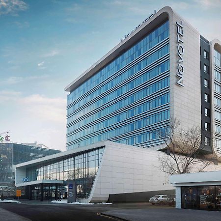 Novotel Almaty City Center Esterno foto